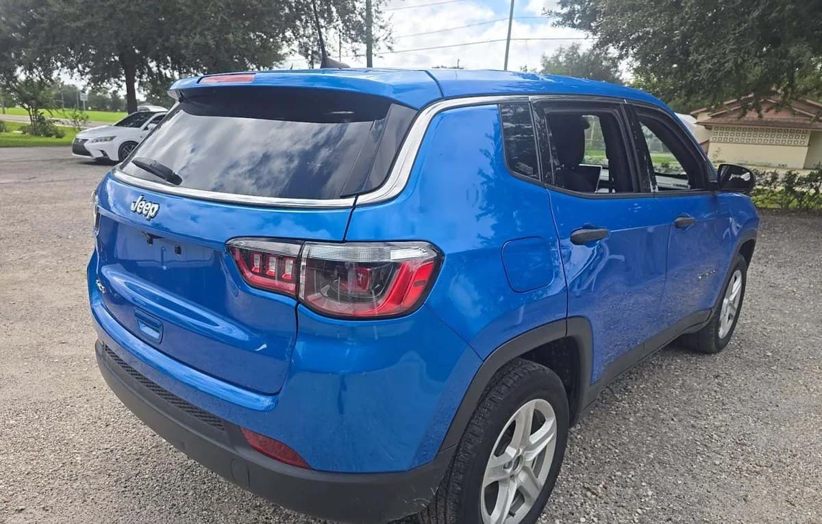 2023 JEEP COMPASS Sport 4