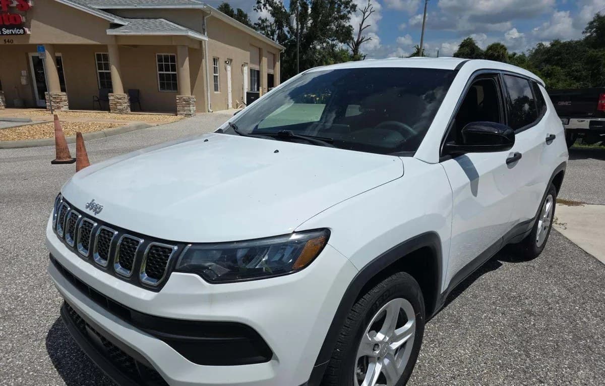 2023 JEEP COMPASS Sport 2