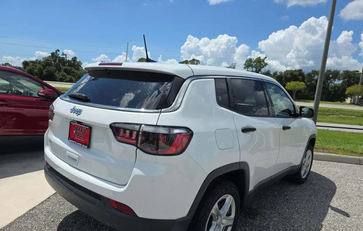 2023 JEEP COMPASS Sport 4