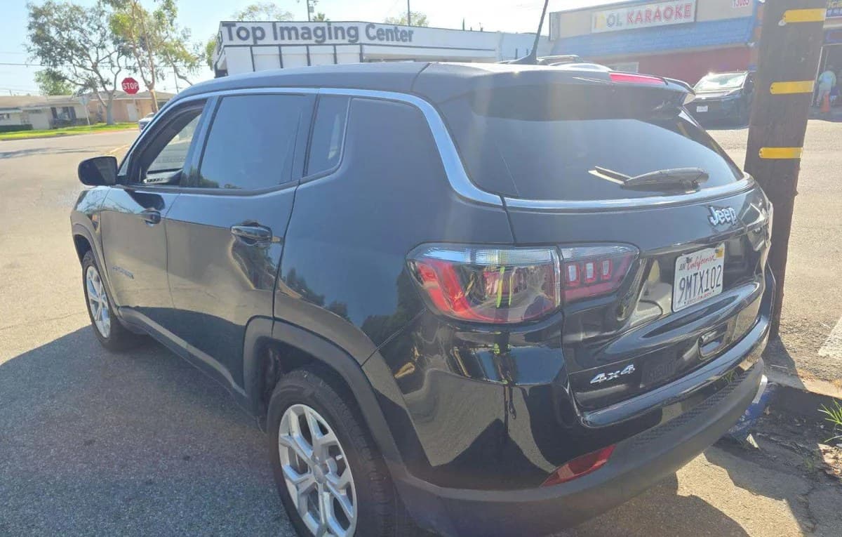 2024 JEEP COMPASS Sport 3