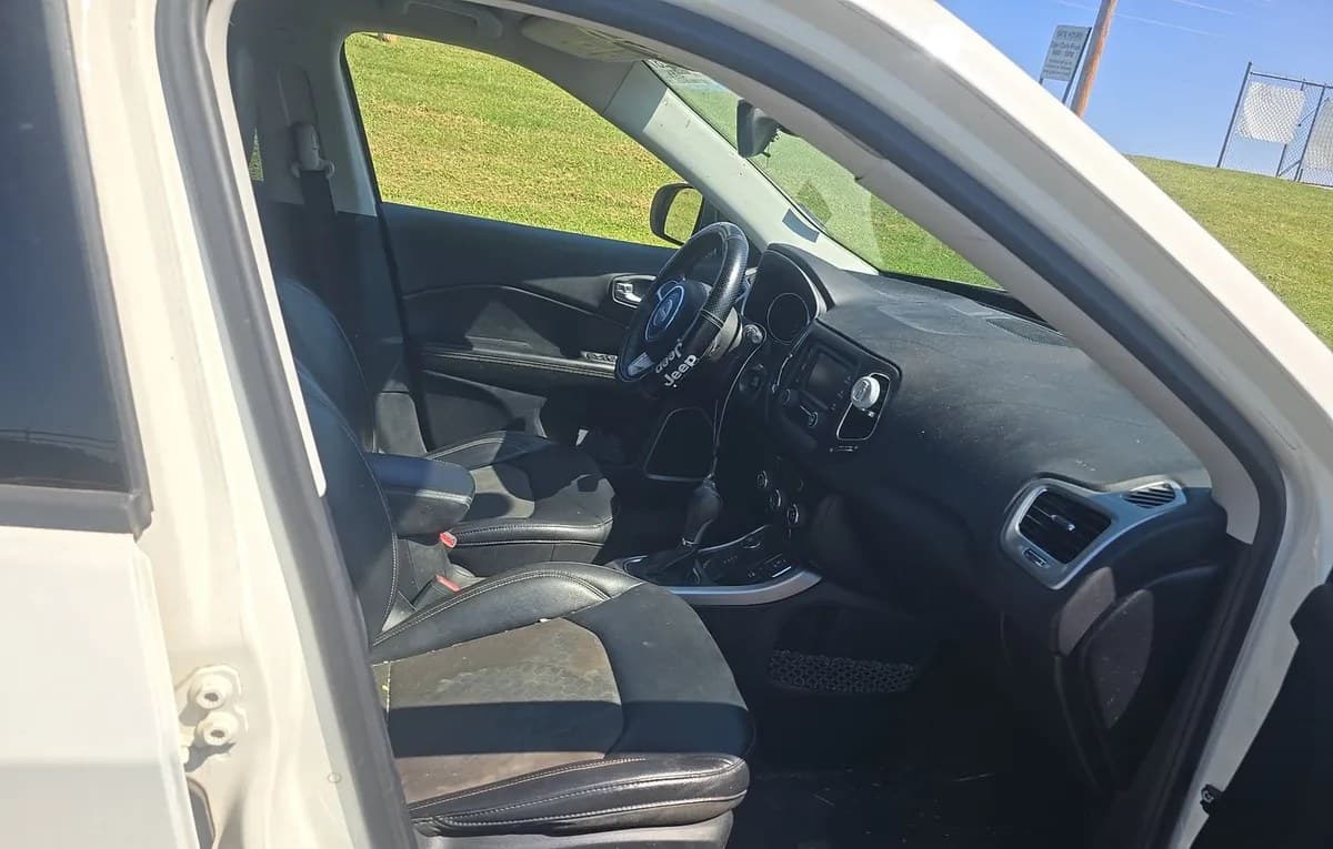 2017 JEEP COMPASS Latitude 5