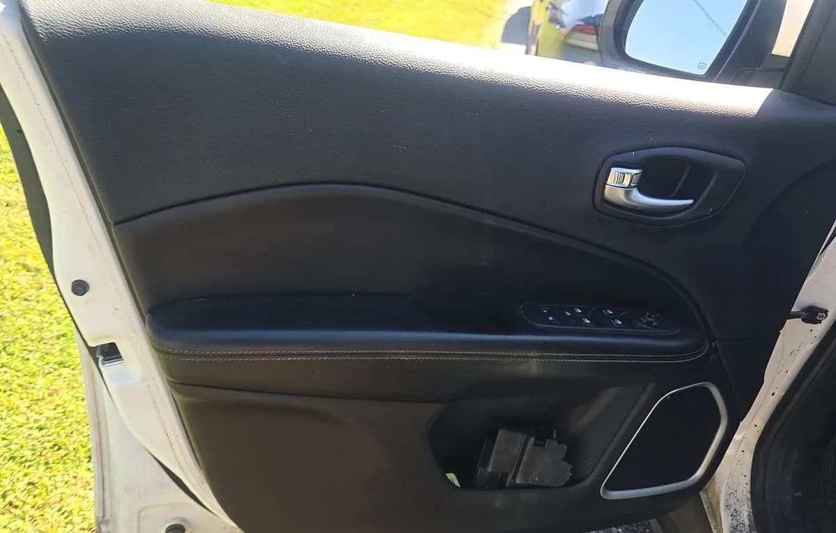 2017 JEEP COMPASS Latitude 6