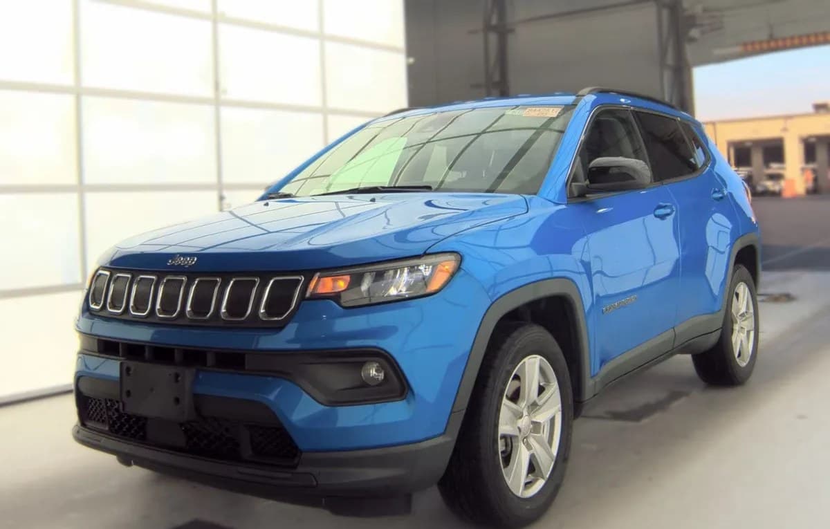 2022 JEEP COMPASS Latitude 2