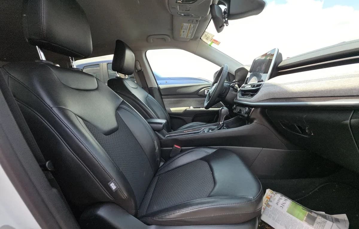 2022 JEEP COMPASS Latitude 5