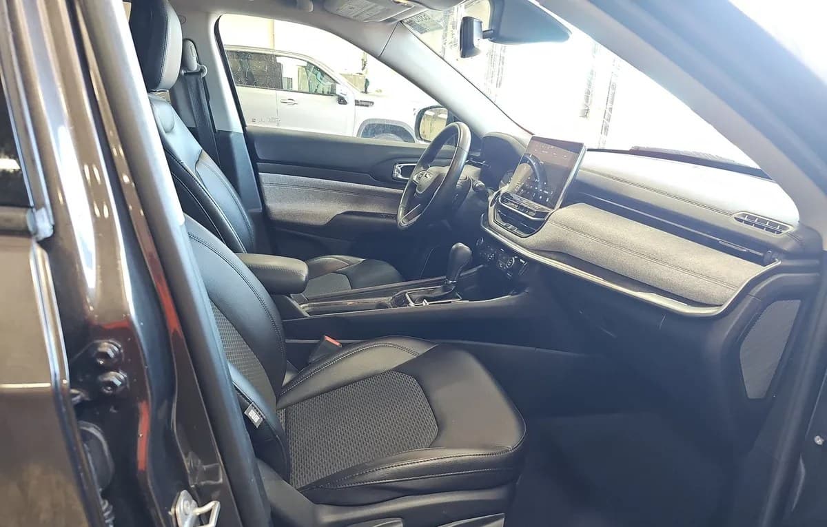 2022 JEEP COMPASS Latitude 5