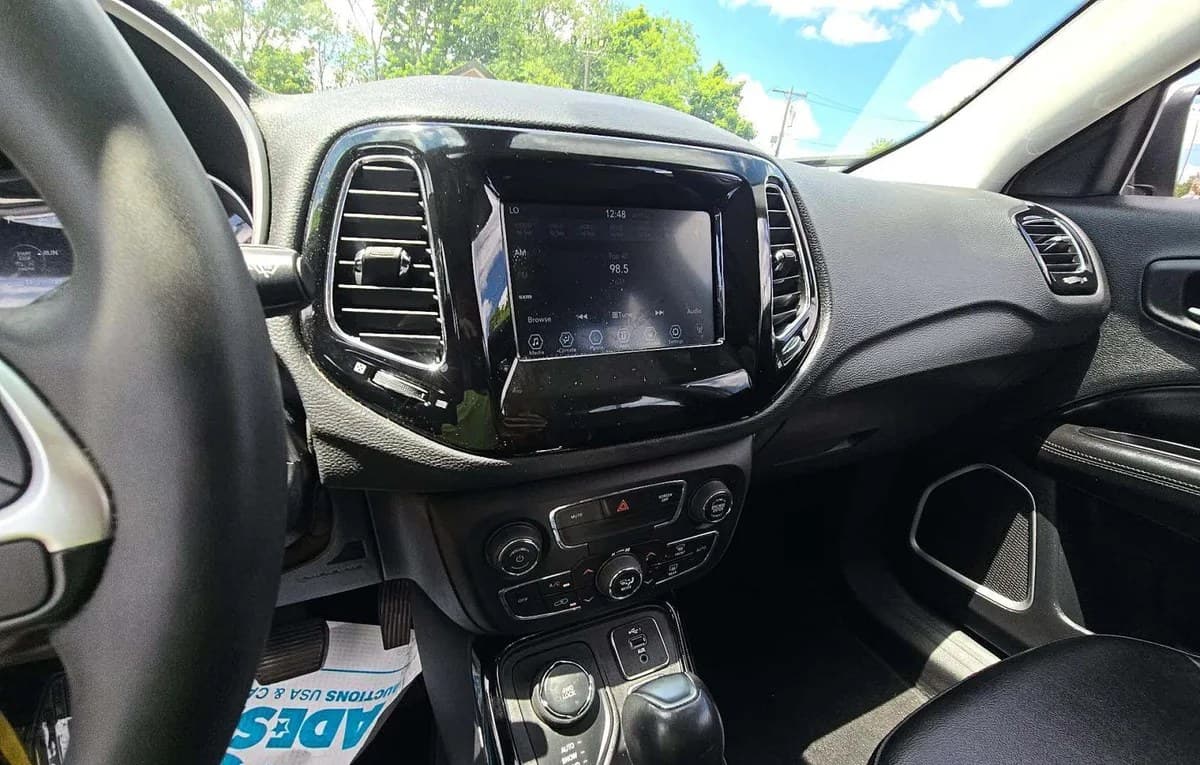 2021 JEEP COMPASS LATITUDE ALTITUDE Edition 7
