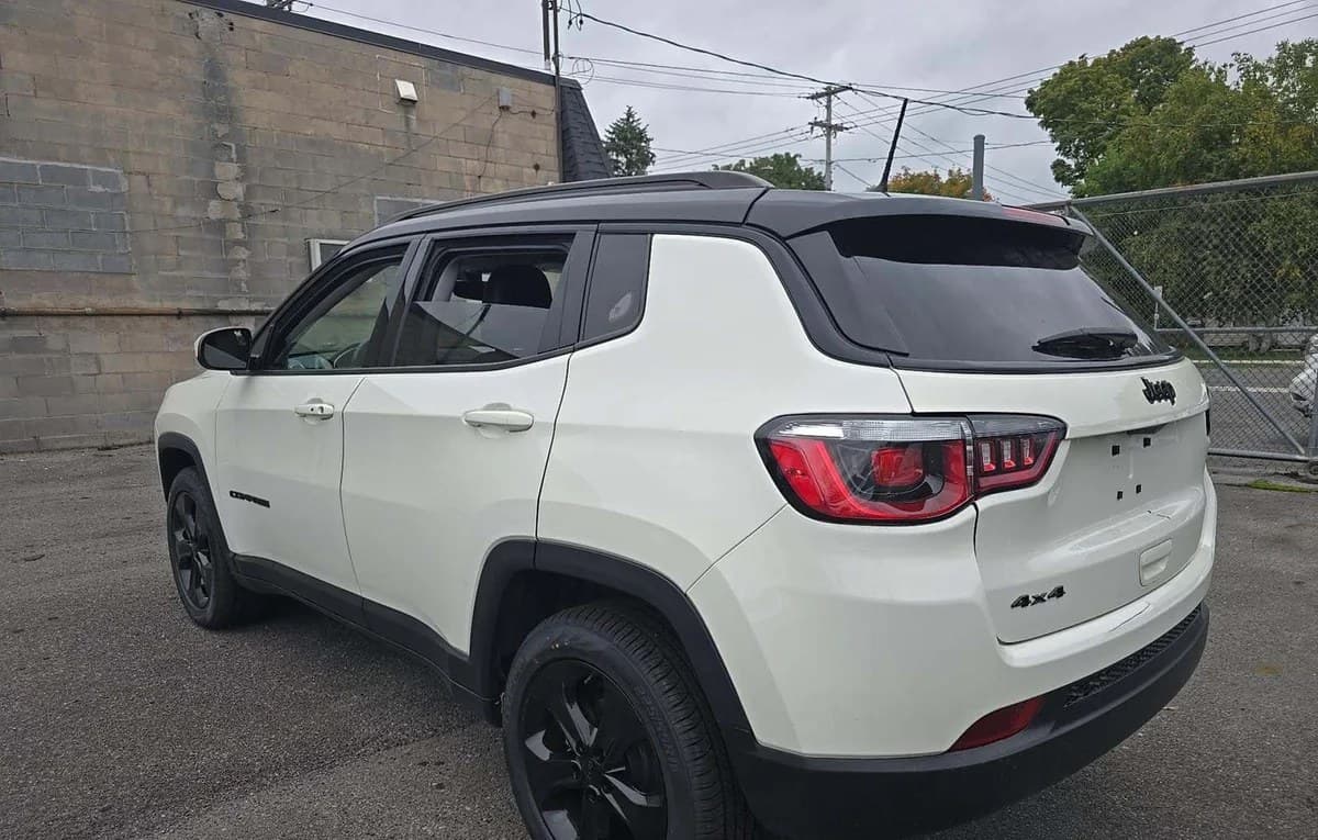 2019 JEEP COMPASS LATITUDE ALTITUDE Edition 3
