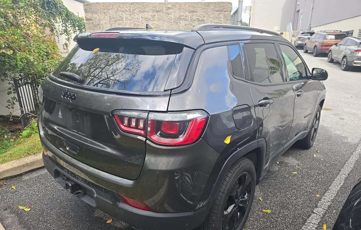 2018 JEEP COMPASS LATITUDE ALTITUDE Edition 4