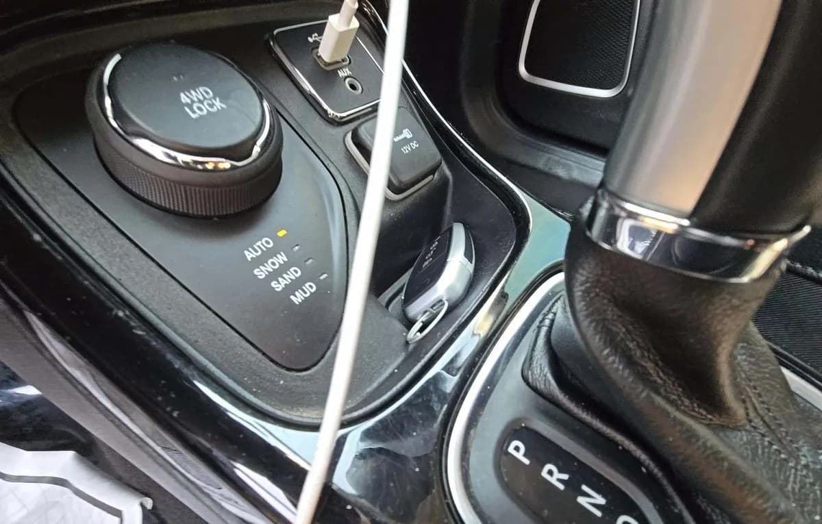 2021 JEEP COMPASS LATITUDE ALTITUDE Edition 5