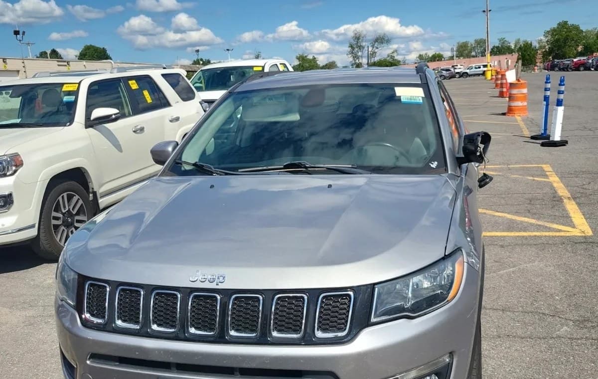 2019 JEEP COMPASS Latitude 2