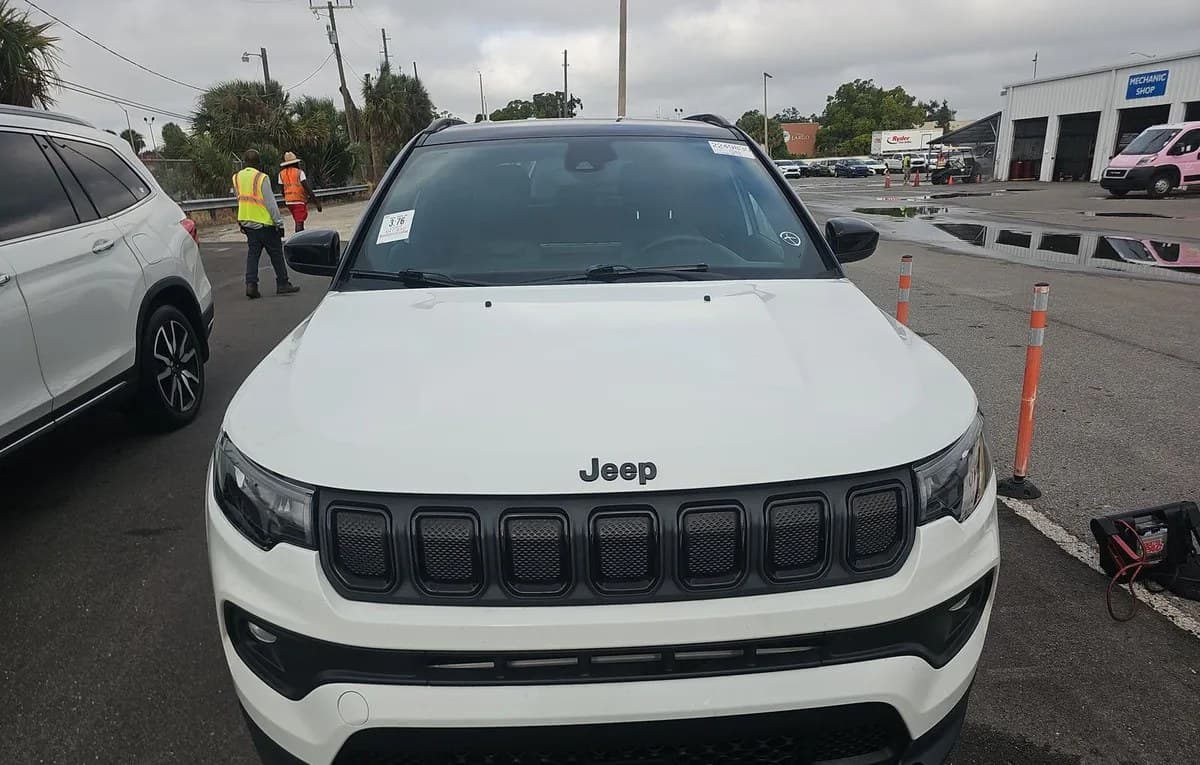 2022 JEEP COMPASS LATITUDE ALTITUDE Edition 3