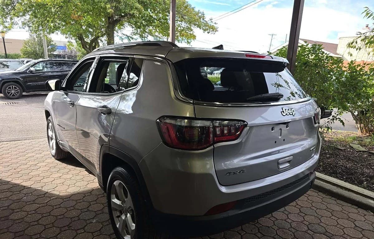 2020 JEEP COMPASS LATITUDE 3