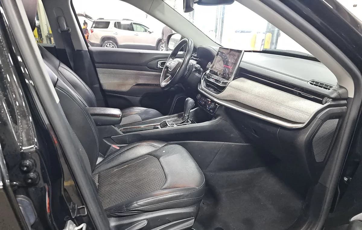 2022 JEEP COMPASS Latitude 5