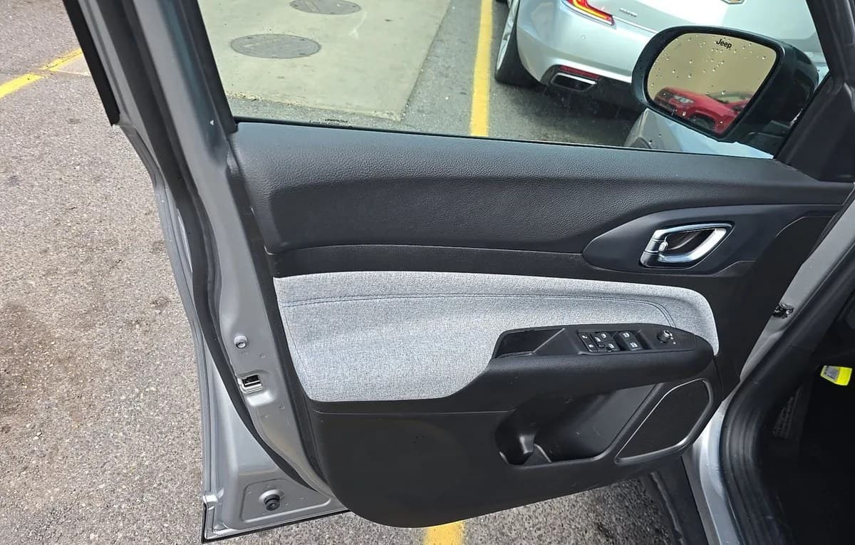 2022 JEEP COMPASS Latitude 6