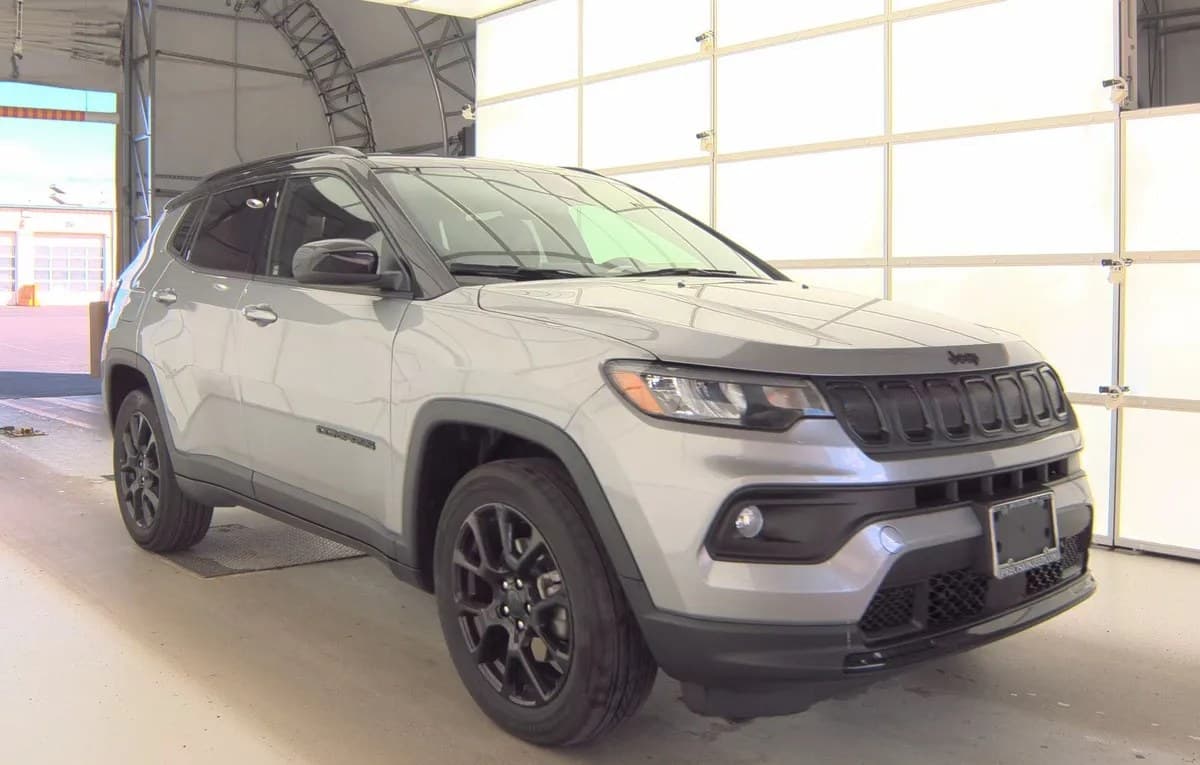 2022 JEEP COMPASS LATITUDE ALTITUDE Edition 4
