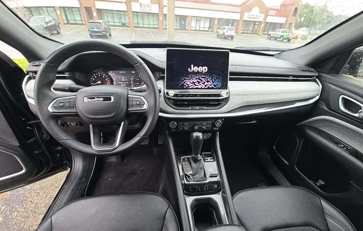 2024 JEEP COMPASS Latitude 7