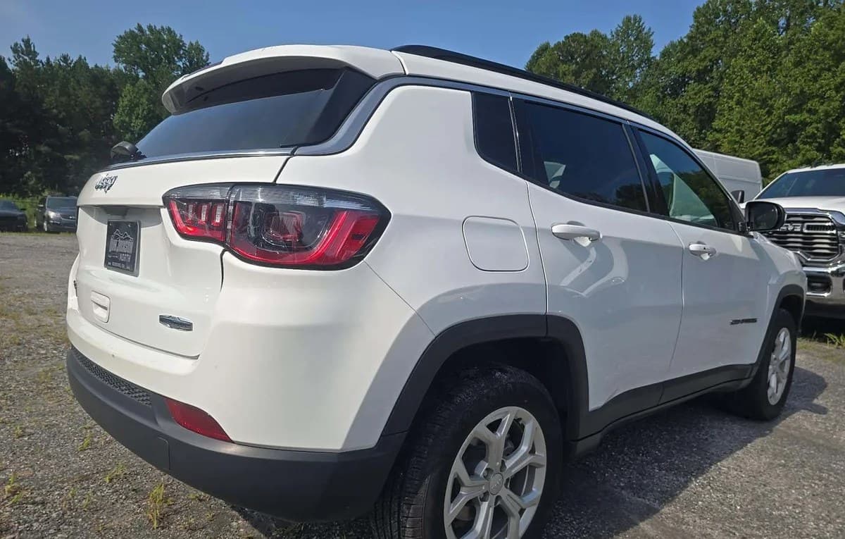 2024 JEEP COMPASS Latitude 4