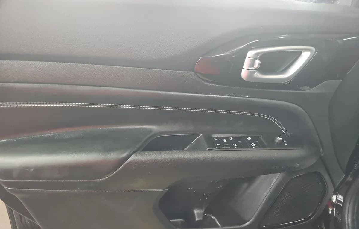 2023 JEEP COMPASS LATITUDE ALTITUDE Edition 6