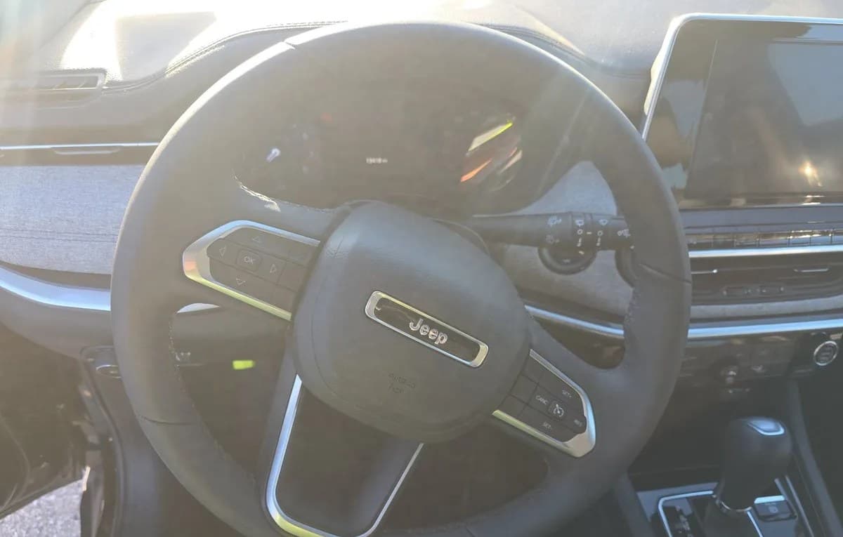 2025 JEEP COMPASS LATITUDE 7