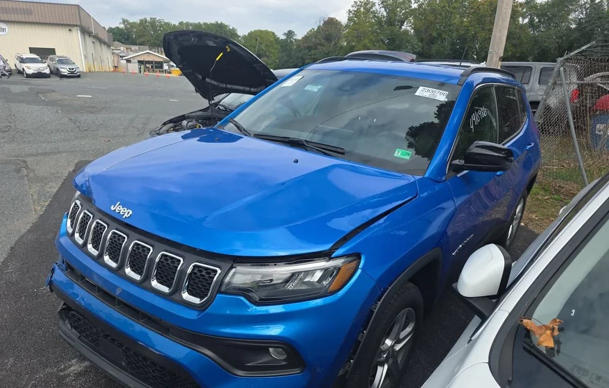 2024 JEEP COMPASS Latitude 2