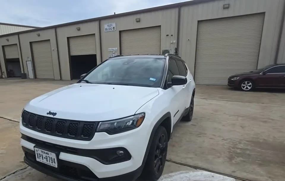 2023 JEEP COMPASS LATITUDE ALTITUDE Edition 2