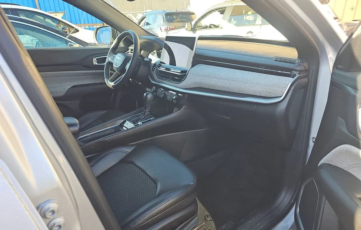 2024 JEEP COMPASS Latitude 5