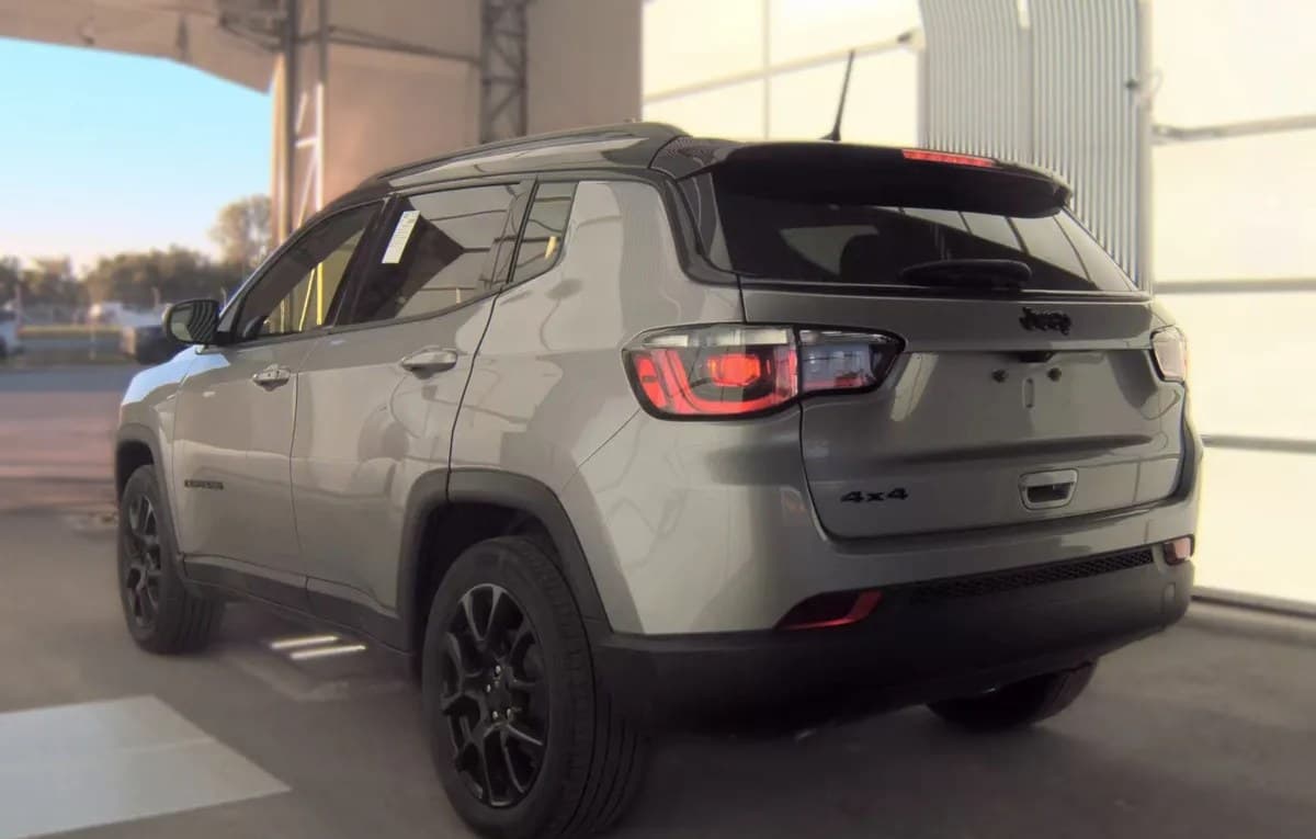 2023 JEEP COMPASS ALTITUDE 5