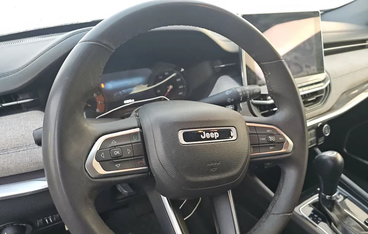 2023 JEEP COMPASS Latitude 7
