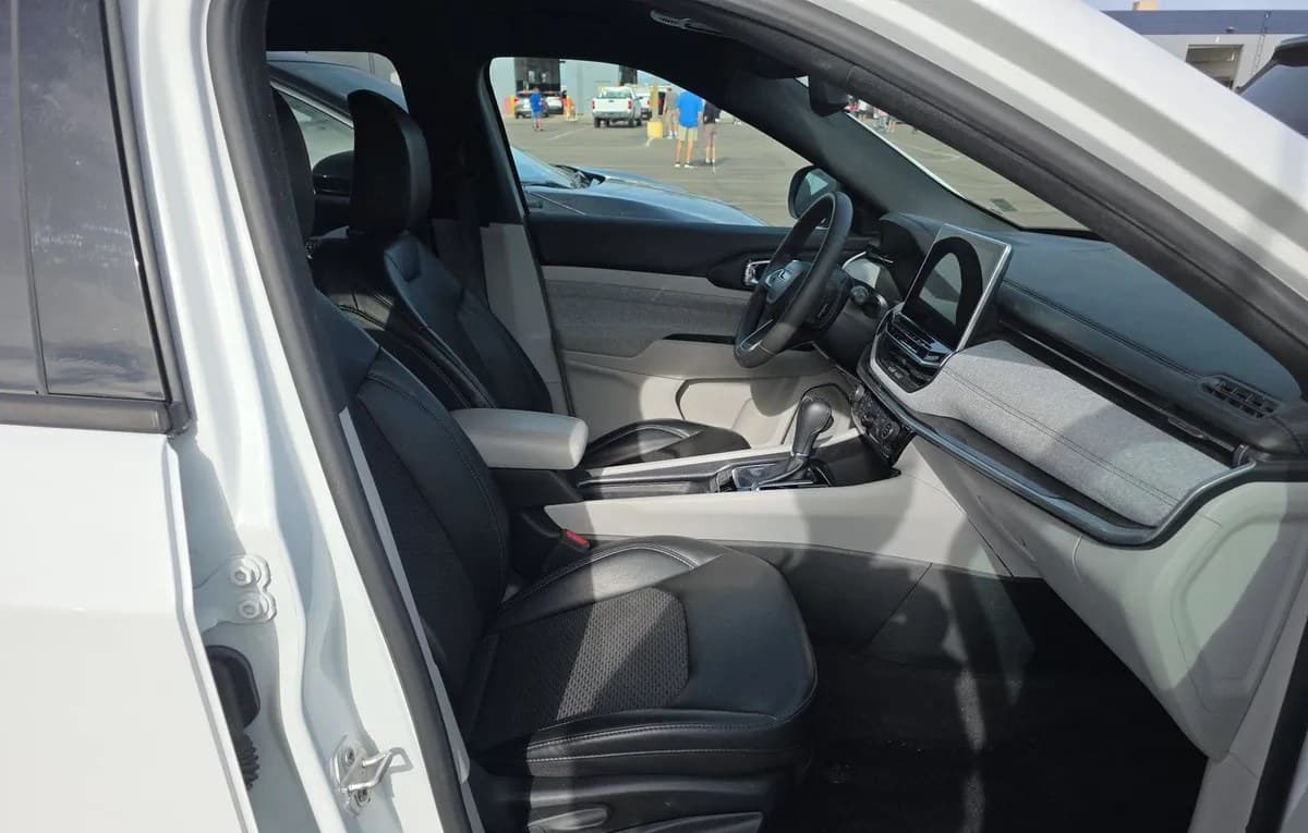 2023 JEEP COMPASS Latitude 5
