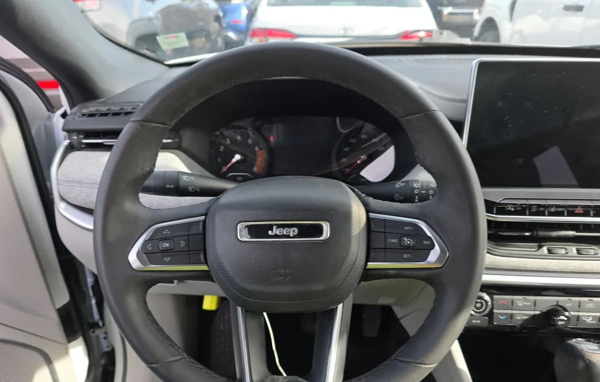 2023 JEEP COMPASS Latitude 7