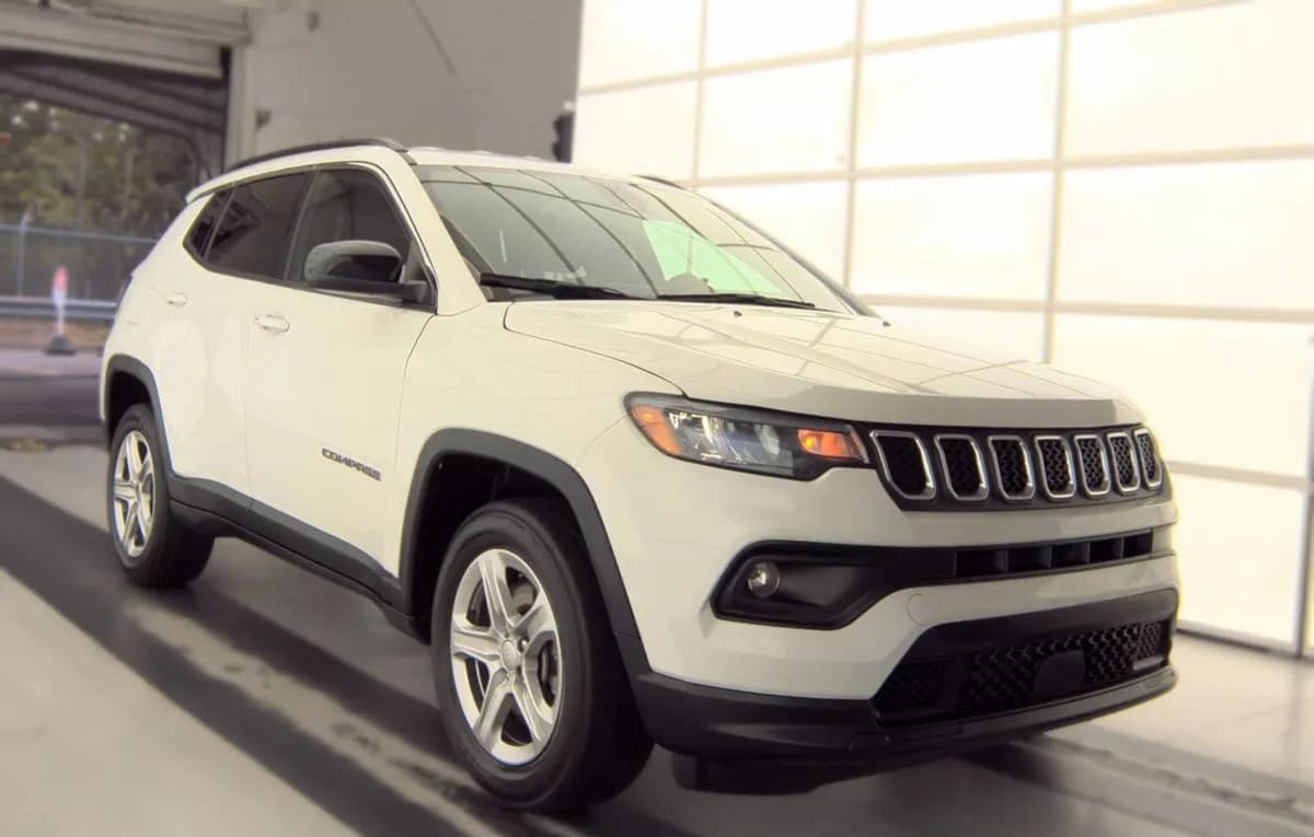 2023 JEEP COMPASS LATITUDE 4