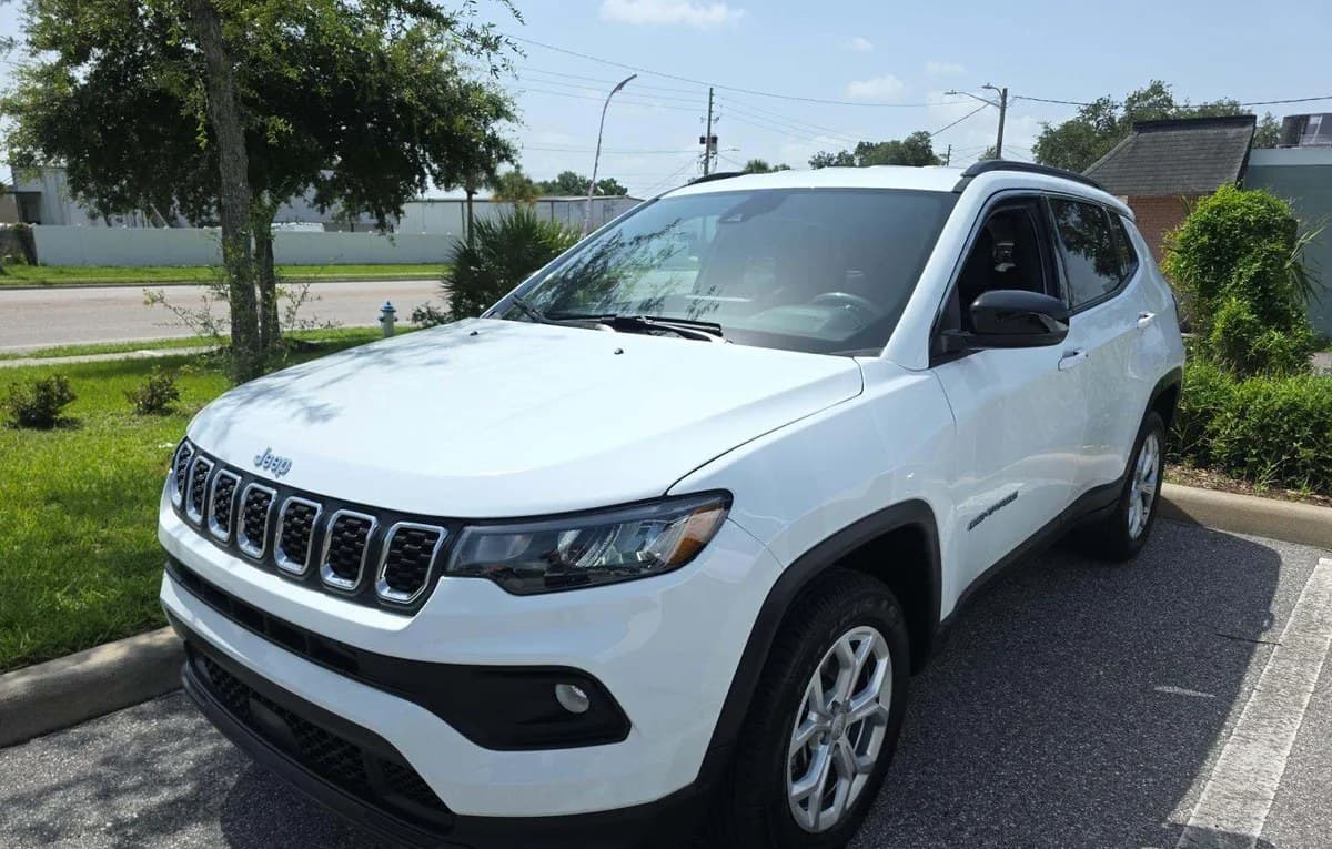 2024 JEEP COMPASS Latitude 2