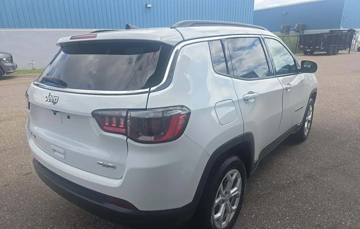 2024 JEEP COMPASS Latitude 4