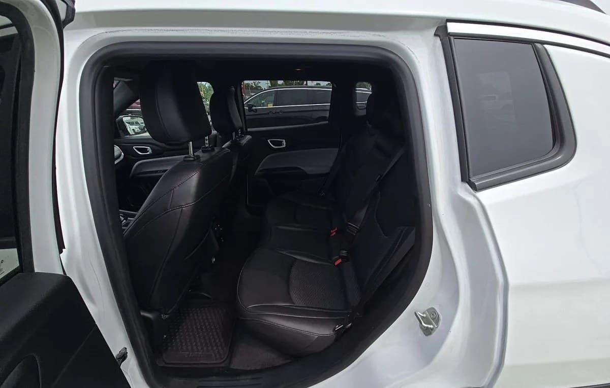 2024 JEEP COMPASS Latitude 7