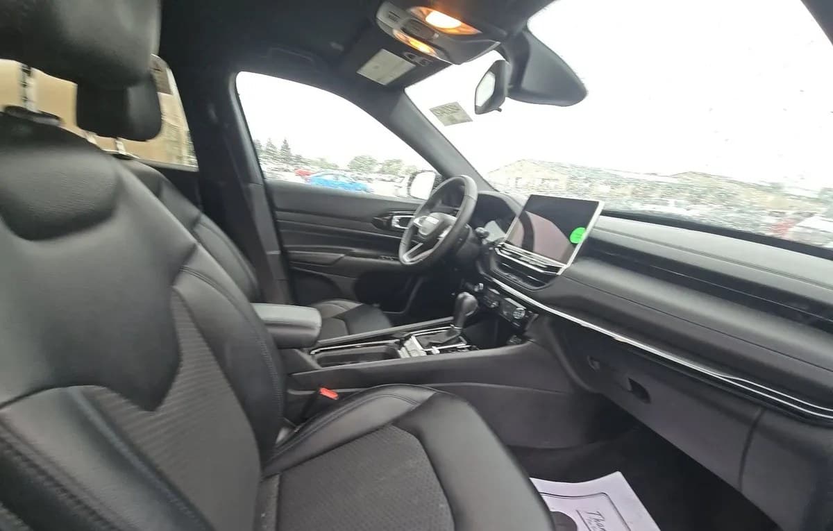 2026 JEEP COMPASS LATITUDE ALTITUDE Edition 5