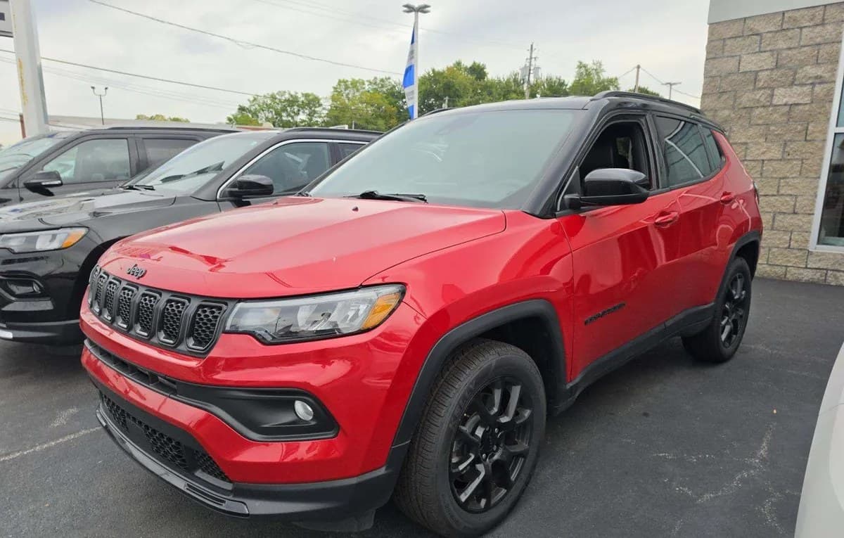 2023 JEEP COMPASS LATITUDE ALTITUDE Edition 2