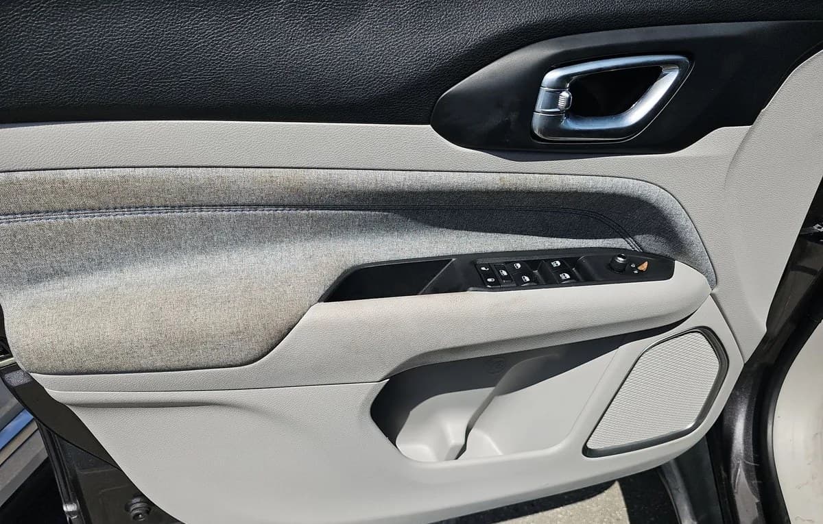 2023 JEEP COMPASS Latitude 6