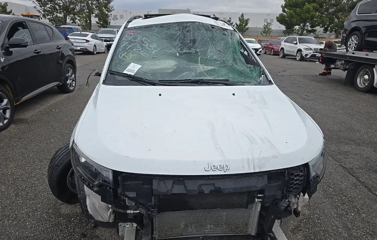 2025 JEEP COMPASS Latitude 2
