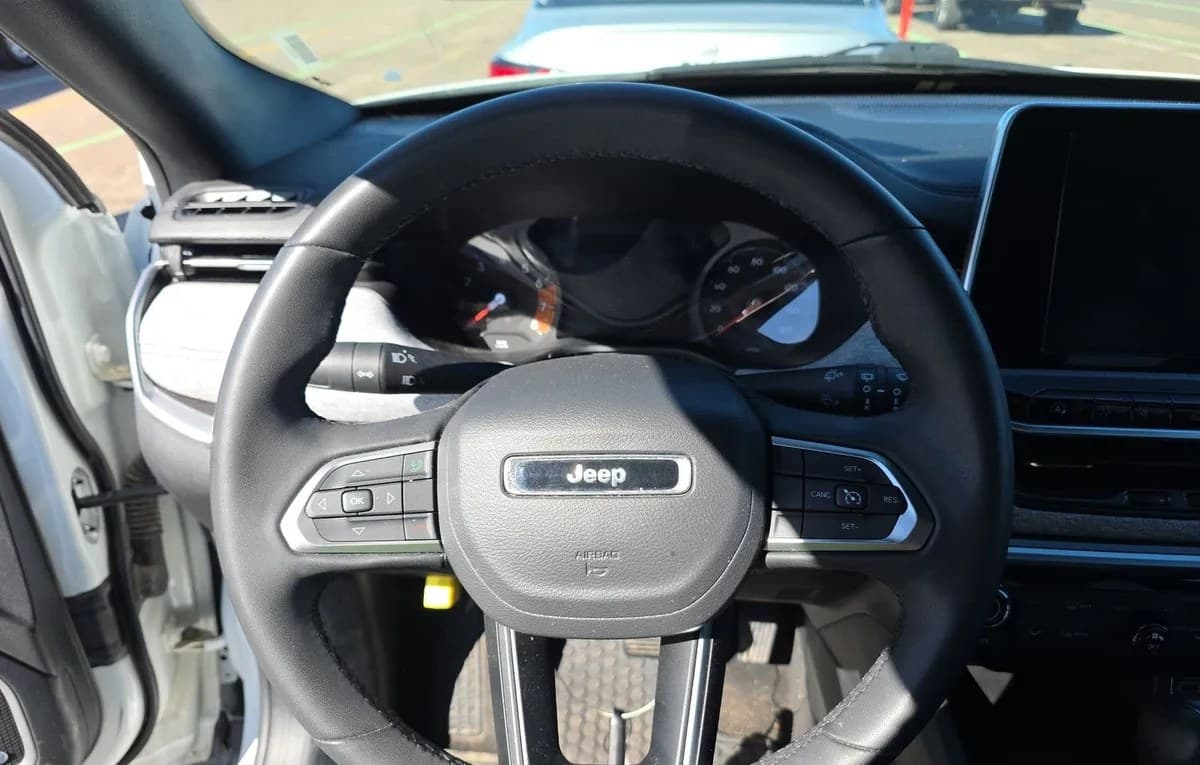 2025 JEEP COMPASS Latitude 7