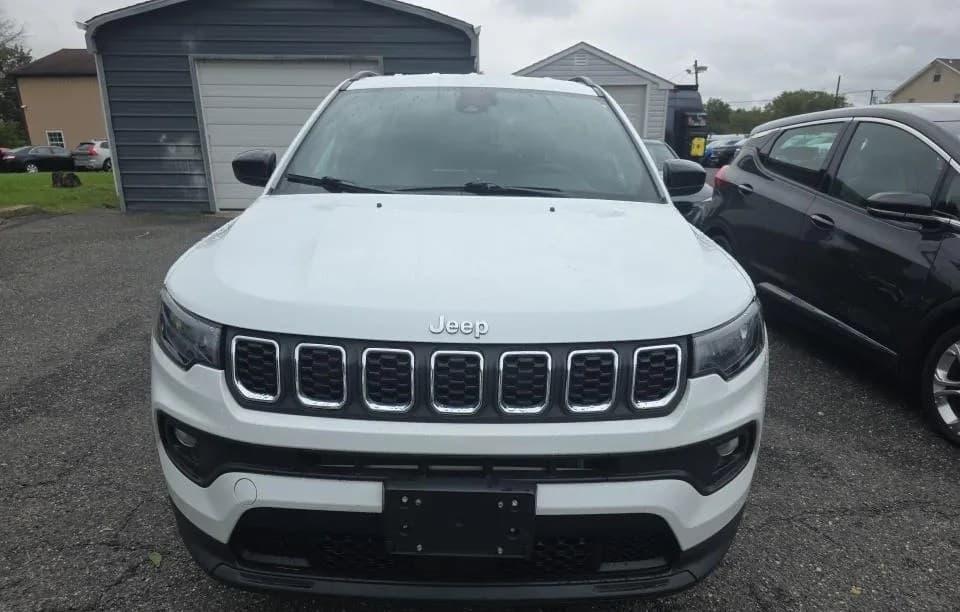 2024 JEEP COMPASS LATITUDE 3
