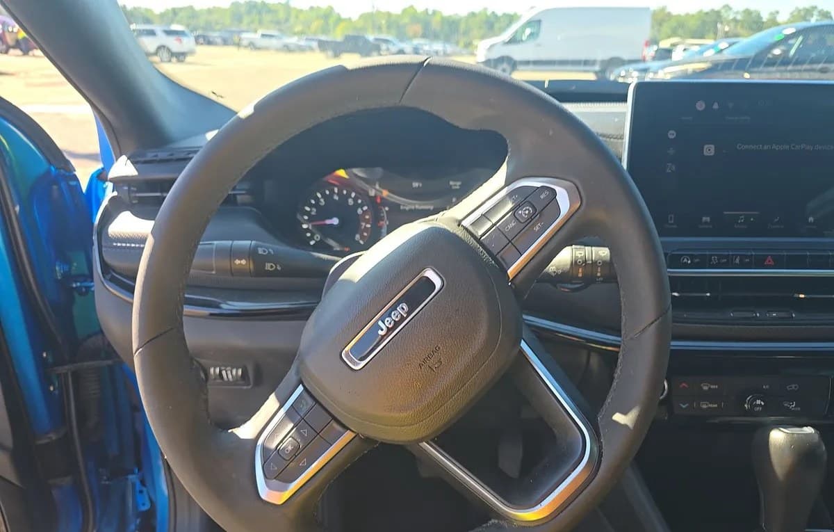 2025 JEEP COMPASS Latitude 7