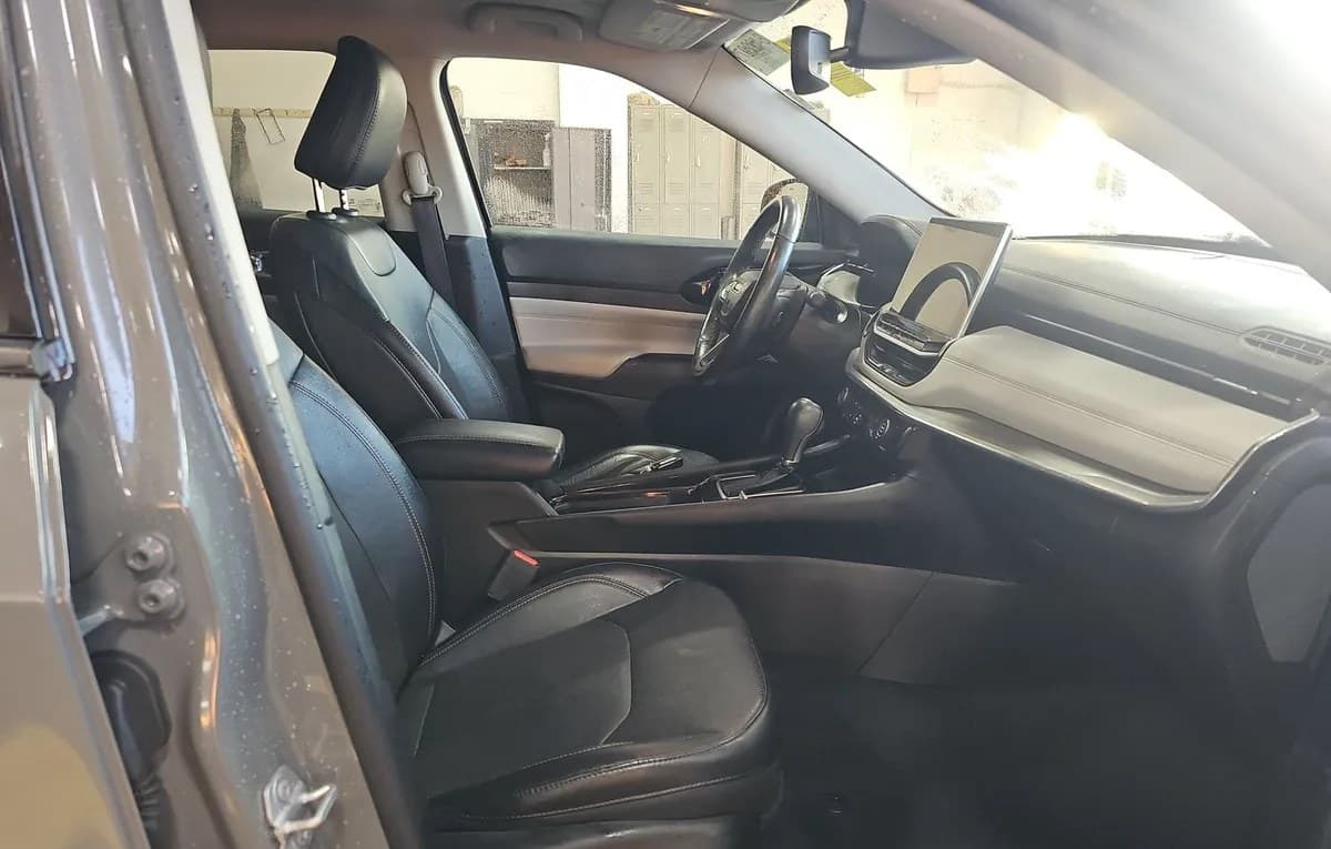 2022 JEEP COMPASS Limited 5