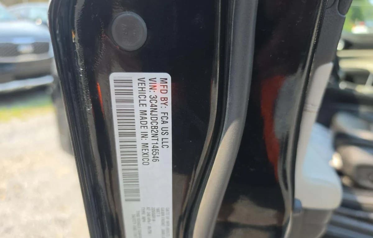 2022 JEEP COMPASS Limited 3