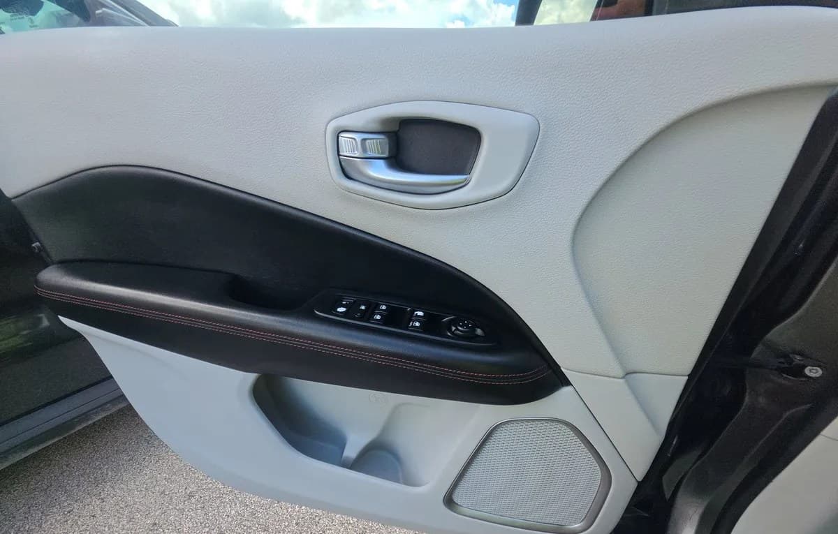 2018 JEEP COMPASS Limited 6