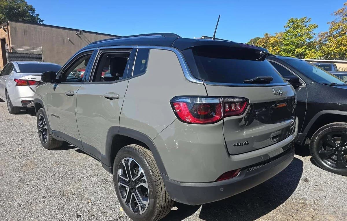 2022 JEEP COMPASS Limited 3