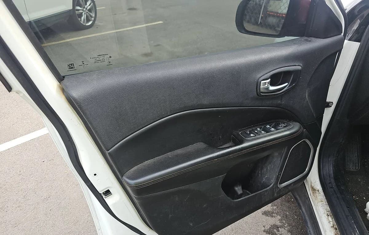 2019 JEEP COMPASS Limited 6