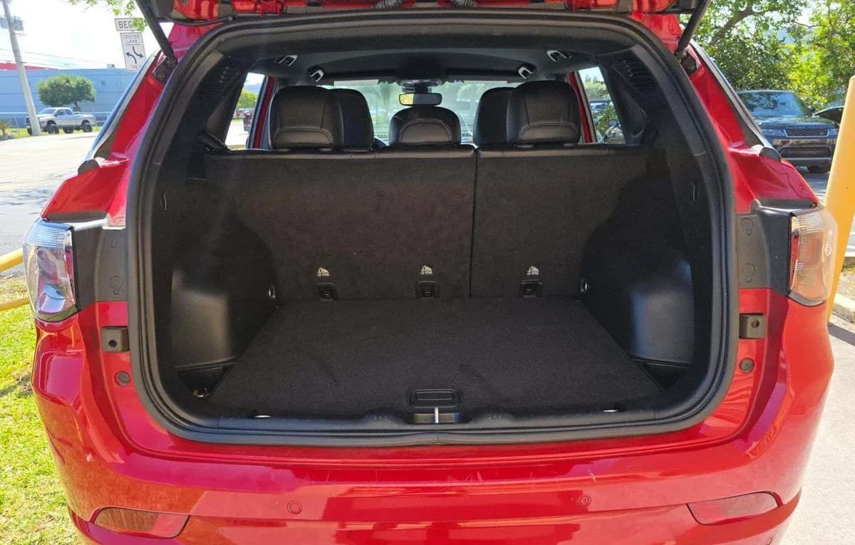 2023 JEEP COMPASS LIMITED RED Edition 6