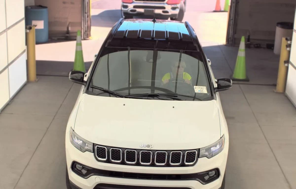 2023 JEEP COMPASS LIMITED 3