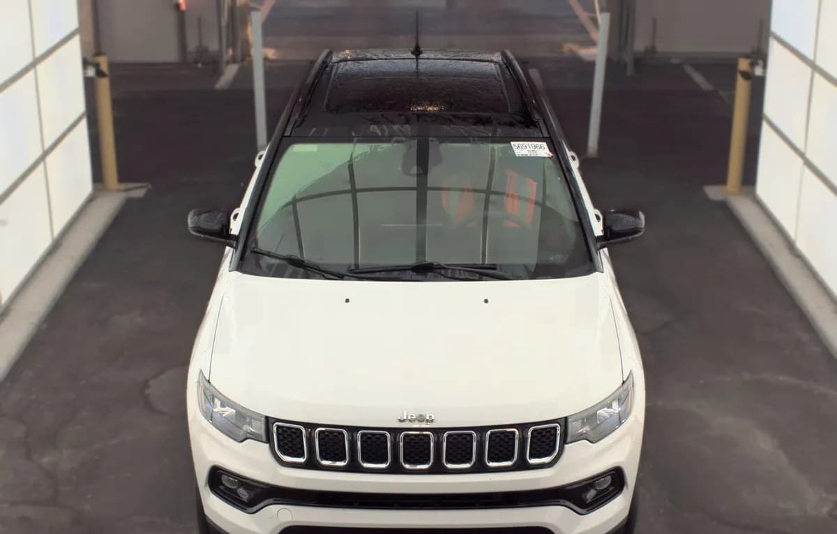 2023 JEEP COMPASS Limited 3