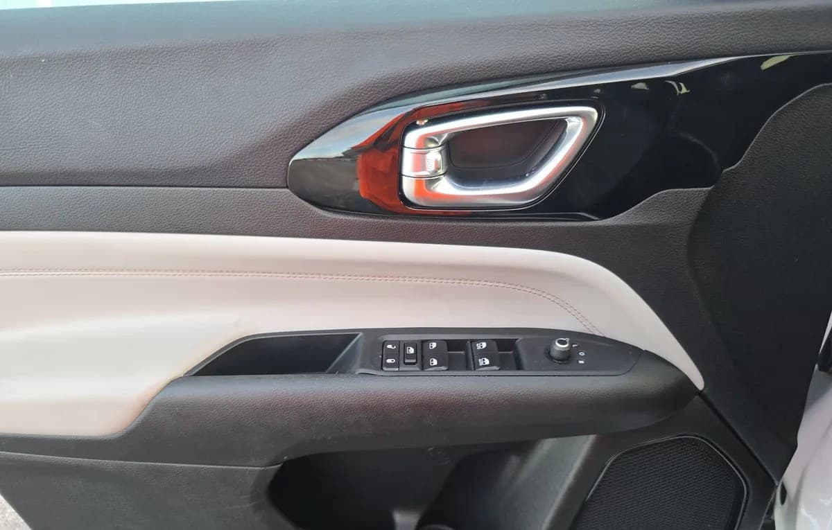 2023 JEEP COMPASS Limited 6